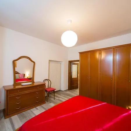 Casa Margherita Pt, Ospitar Lägenhet